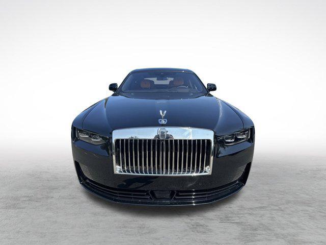 new 2025 Rolls-Royce Ghost car