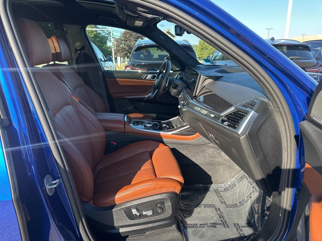 used 2025 BMW X7 car, priced at $89,990