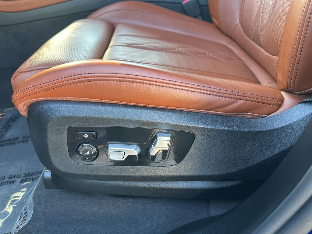 used 2025 BMW X7 car, priced at $89,990