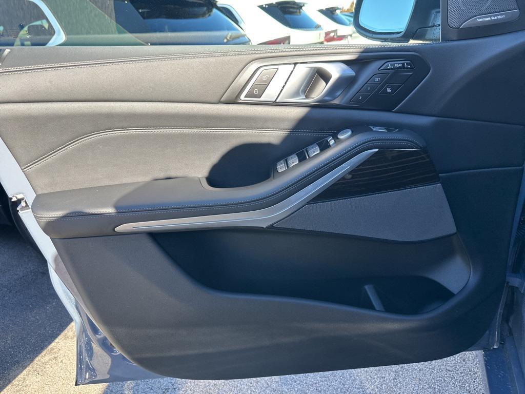 used 2025 BMW X7 car, priced at $70,349