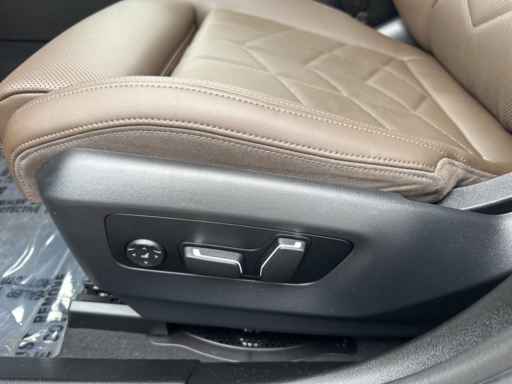 used 2024 BMW 540 car, priced at $65,978