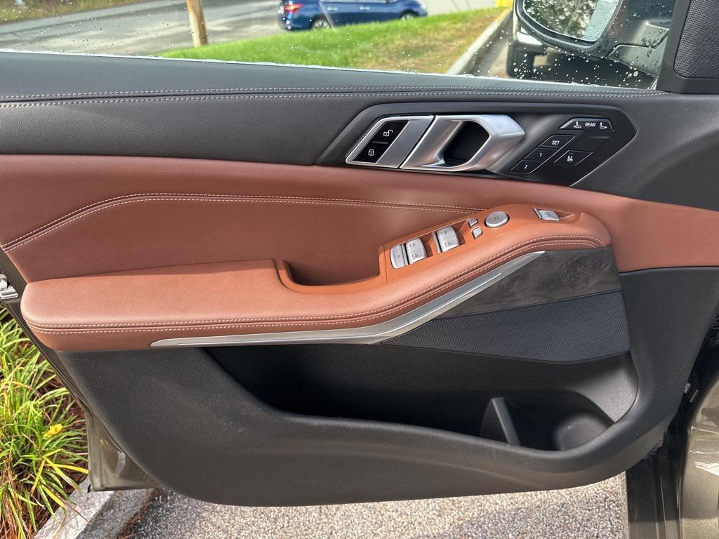 used 2024 BMW X7 car, priced at $73,205