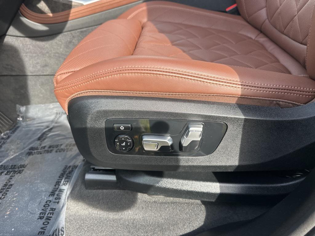 used 2024 BMW X7 car, priced at $73,205