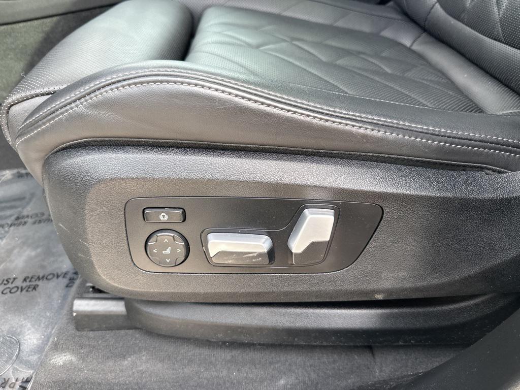 used 2023 BMW X5 car, priced at $44,894