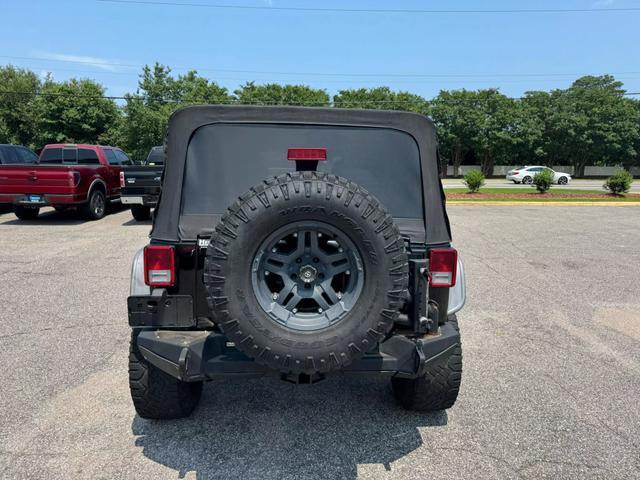 used 2012 Jeep Wrangler Unlimited car, priced at $16,495