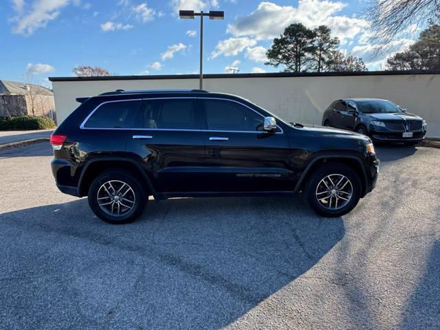 used 2017 Jeep Grand Cherokee car, priced at $14,545