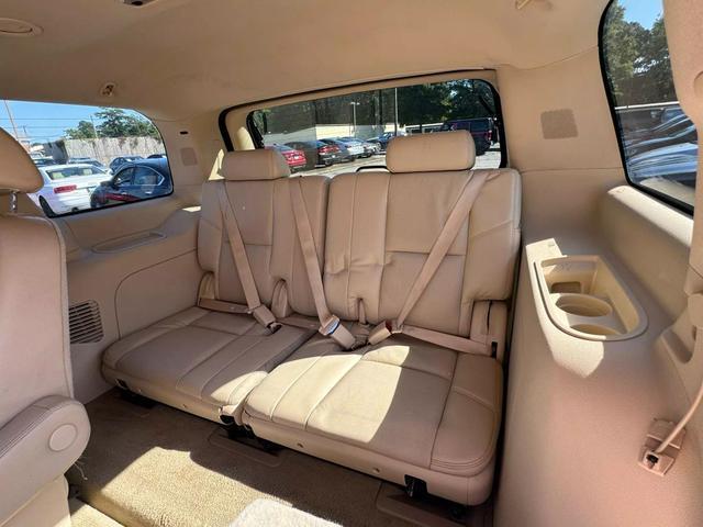 used 2007 Cadillac Escalade car, priced at $10,900