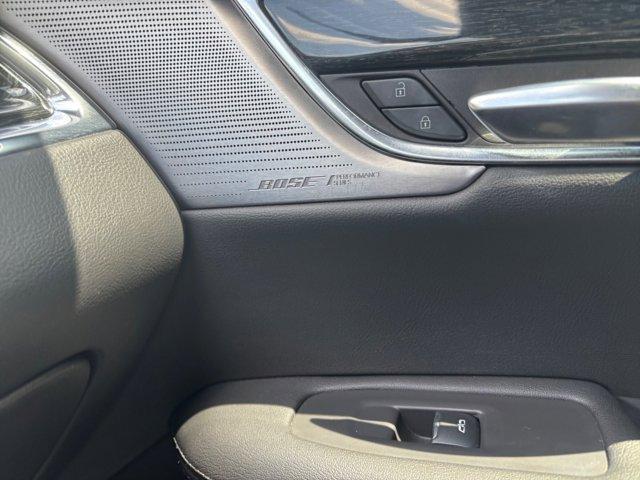 used 2020 Cadillac XT5 car, priced at $21,419