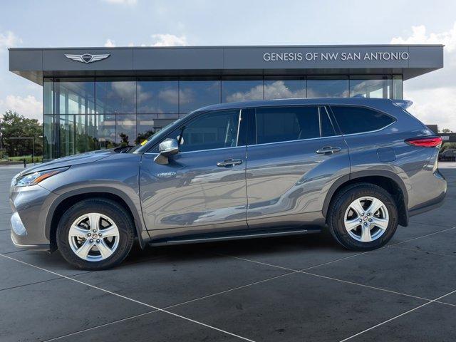 used 2020 Toyota Highlander Hybrid car, priced at $26,588