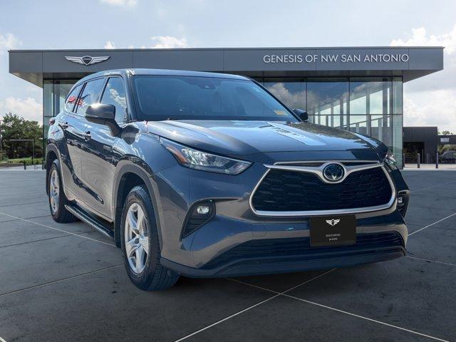 used 2020 Toyota Highlander Hybrid car, priced at $26,588