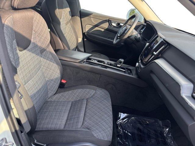 used 2022 Volvo XC60 car, priced at $32,446