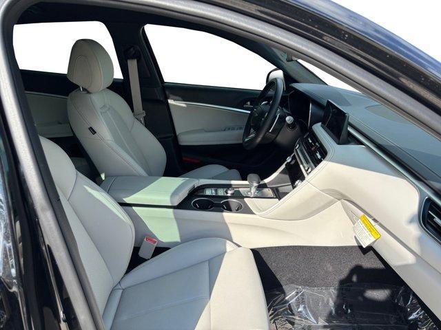 new 2025 Genesis G70 car, priced at $39,855