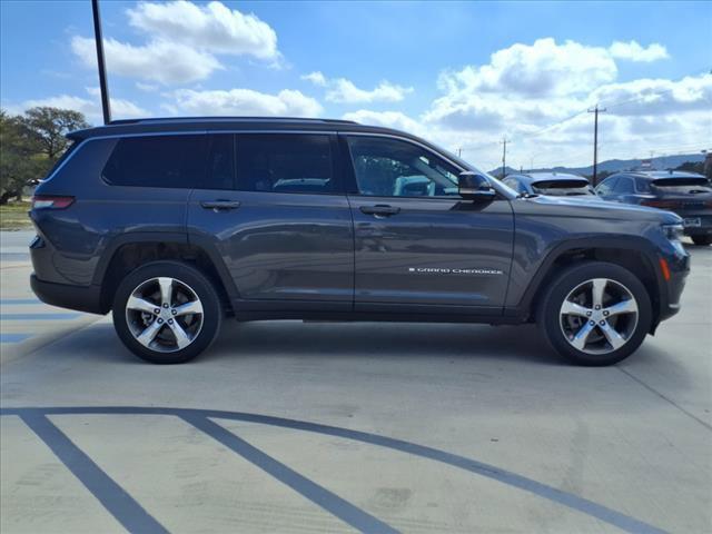 used 2022 Jeep Grand Cherokee L car, priced at $30,997