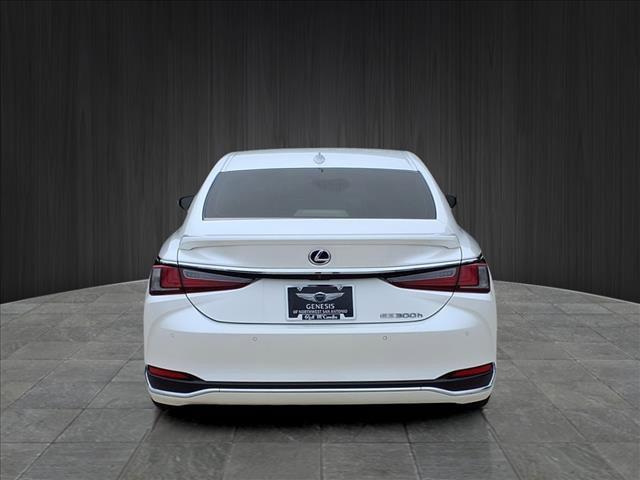 used 2019 Lexus ES 300h car, priced at $27,433