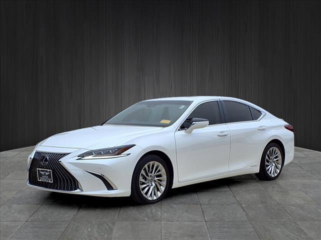 used 2019 Lexus ES 300h car, priced at $27,433