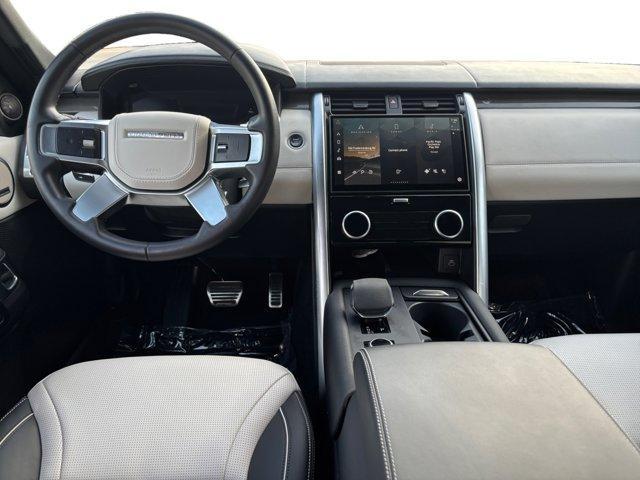 used 2024 Land Rover Discovery car, priced at $61,995