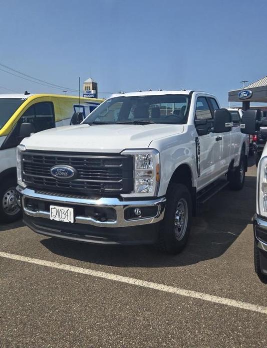 new 2024 Ford F-350 car, priced at $55,275