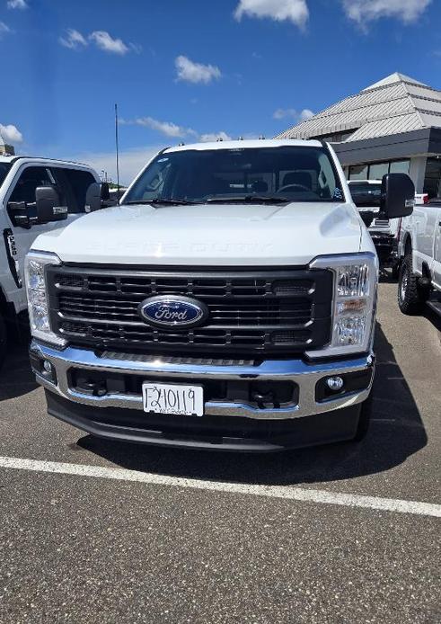 new 2024 Ford F-350 car, priced at $68,000