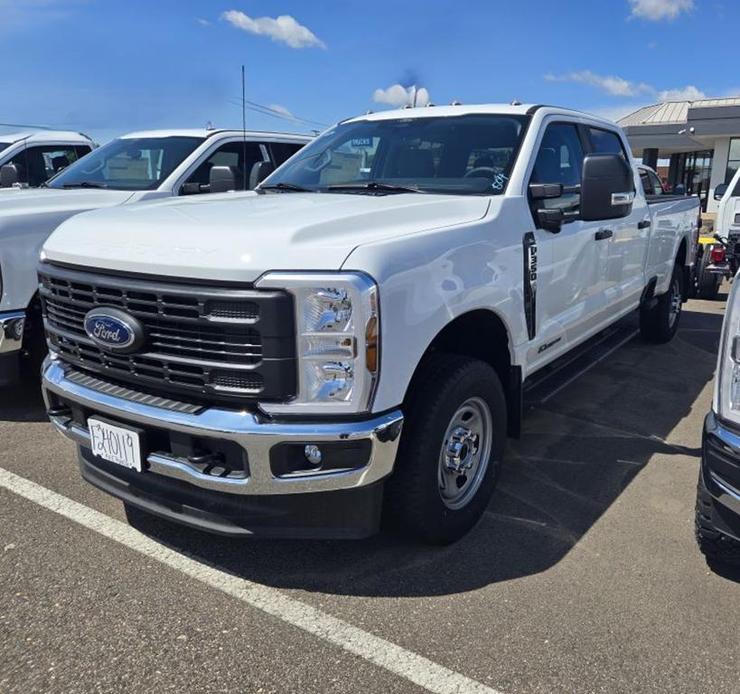 new 2024 Ford F-350 car, priced at $68,000