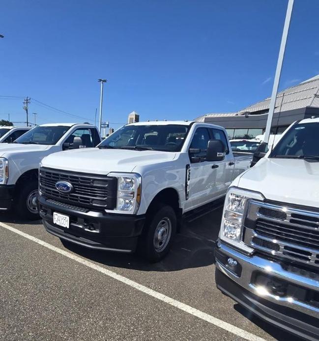 new 2024 Ford F-350 car, priced at $56,950