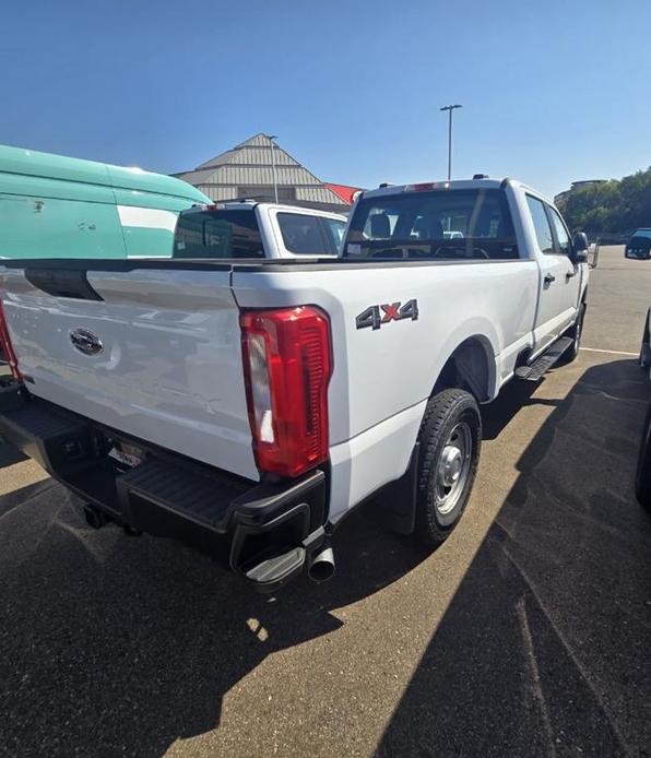 new 2024 Ford F-350 car, priced at $56,950