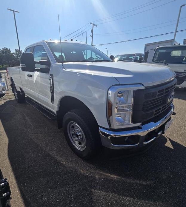 new 2024 Ford F-350 car, priced at $55,275