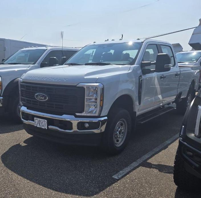 new 2024 Ford F-350 car, priced at $57,965