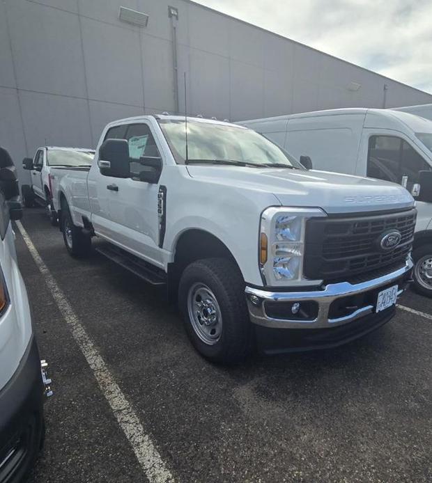 new 2024 Ford F-350 car, priced at $55,275