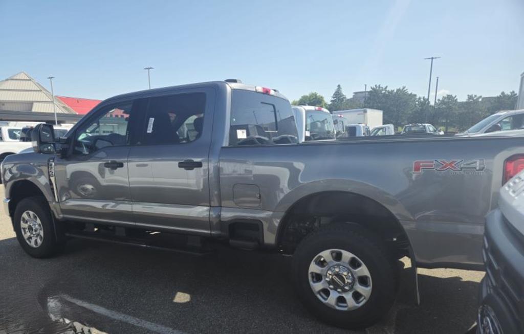 new 2024 Ford F-250 car, priced at $61,035