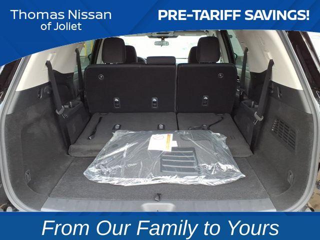 new 2025 Nissan Pathfinder car, priced at $35,372