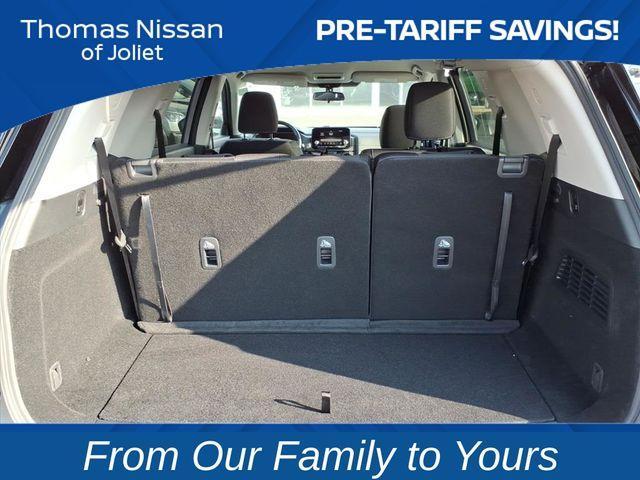 new 2025 Nissan Pathfinder car, priced at $32,162