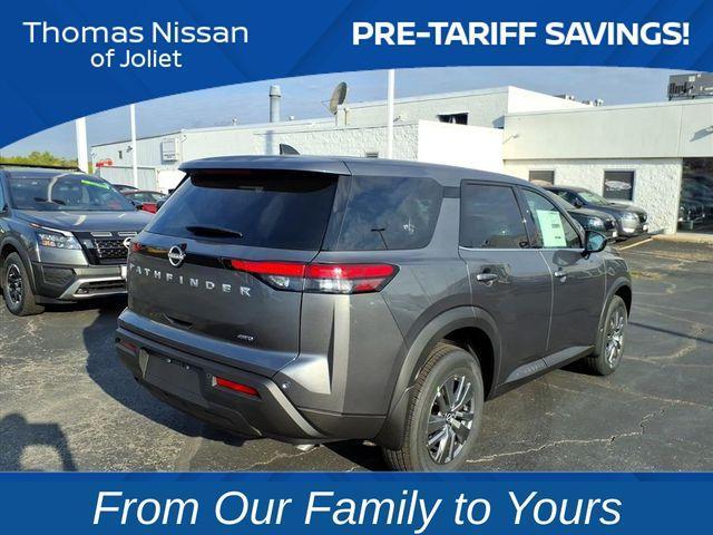 new 2025 Nissan Pathfinder car, priced at $32,162