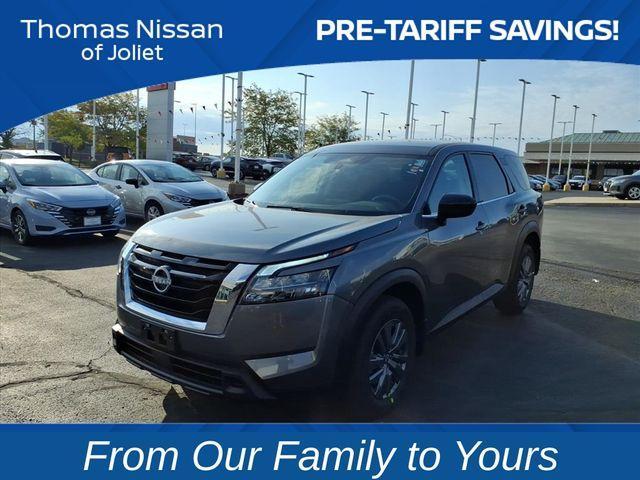 new 2025 Nissan Pathfinder car, priced at $32,162
