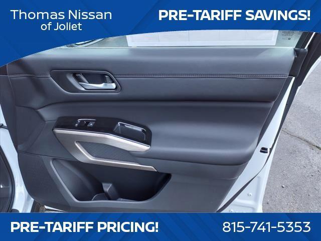 new 2025 Nissan Pathfinder car, priced at $47,478