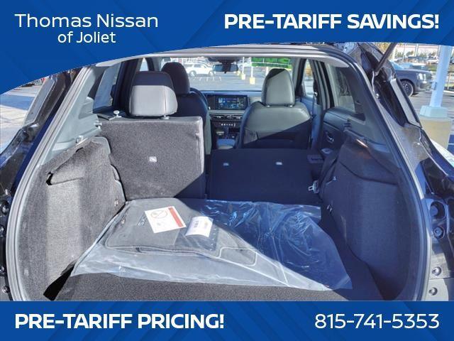new 2025 Nissan Kicks car, priced at $29,775