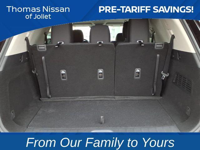 new 2025 Nissan Pathfinder car, priced at $35,372