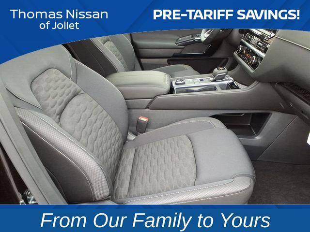 new 2025 Nissan Pathfinder car, priced at $35,372