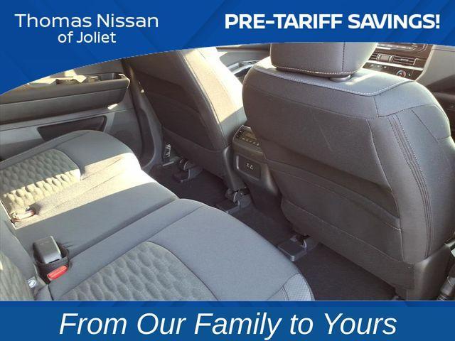 new 2025 Nissan Pathfinder car, priced at $35,363