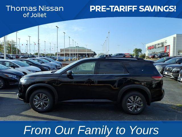 new 2025 Nissan Pathfinder car, priced at $35,363