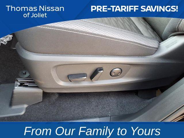 new 2025 Nissan Pathfinder car, priced at $35,363