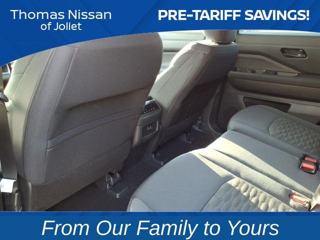 new 2025 Nissan Pathfinder car, priced at $35,363