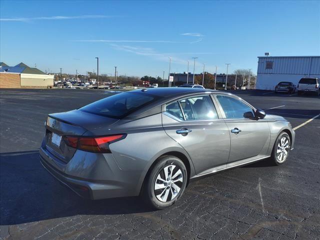 new 2025 Nissan Altima car, priced at $26,122