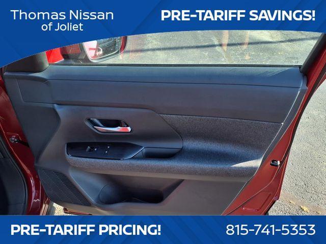 new 2025 Nissan Kicks car, priced at $26,006