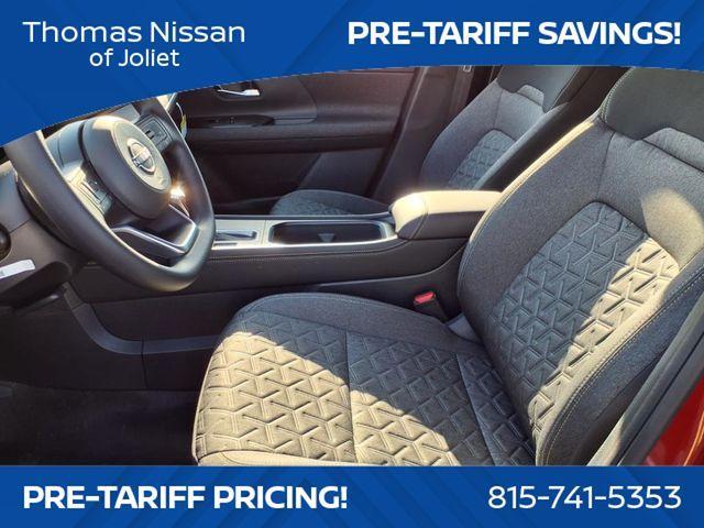 new 2025 Nissan Kicks car, priced at $26,006
