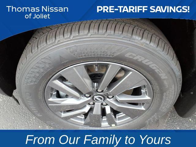 new 2025 Nissan Pathfinder car, priced at $35,372