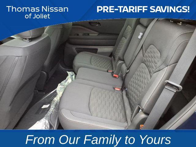 new 2025 Nissan Pathfinder car, priced at $35,372