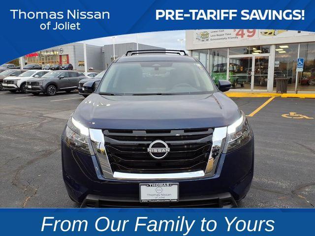 new 2025 Nissan Pathfinder car, priced at $35,372