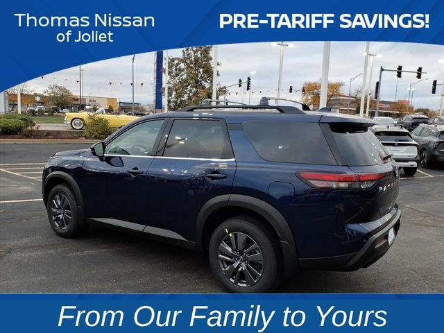 new 2025 Nissan Pathfinder car, priced at $35,372
