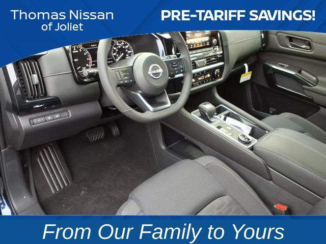 new 2025 Nissan Pathfinder car, priced at $35,372