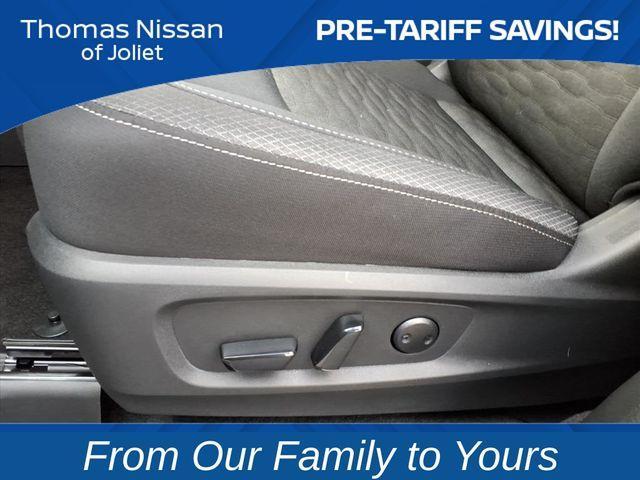 new 2025 Nissan Pathfinder car, priced at $35,372